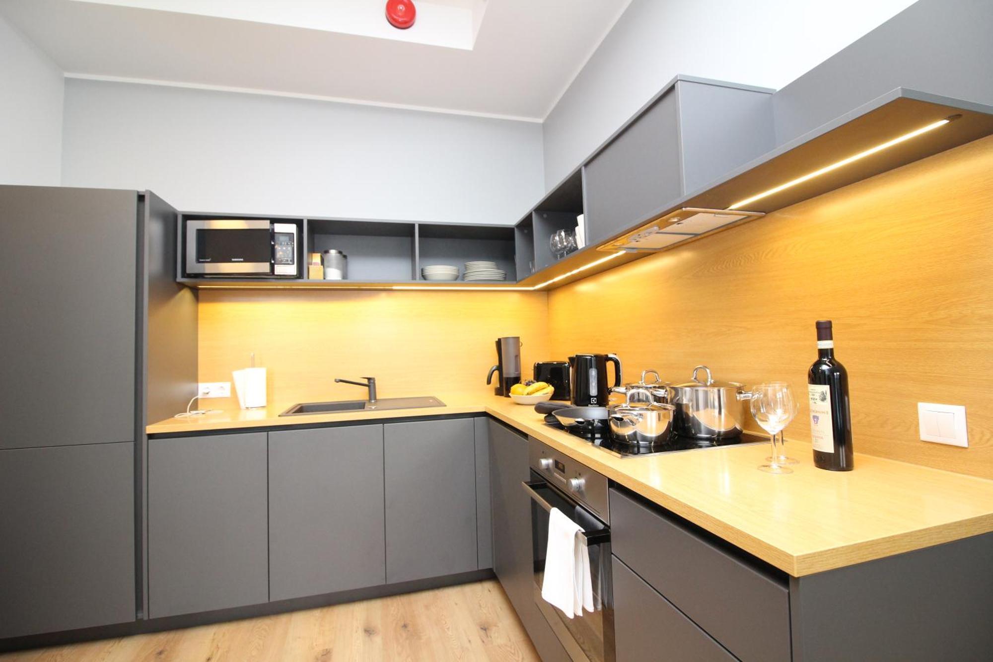 Tallinn City Apartments Old Town Suites Oda fotoğraf
