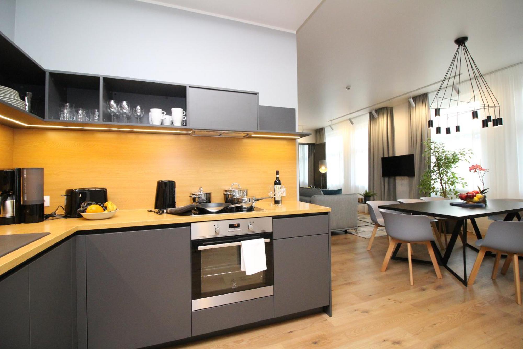 Tallinn City Apartments Old Town Suites Oda fotoğraf